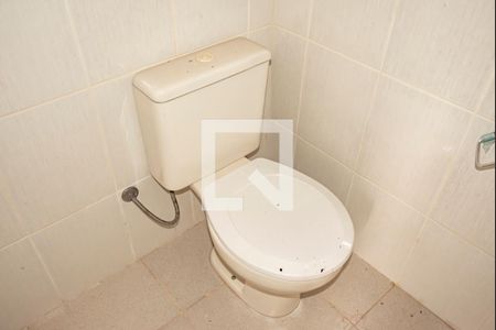 Casa para alugar com 200m², 2 quartos e 2 vagas Casa para alugar com 200m², 2 quartos e 2 vagasBanheiro de Serviço