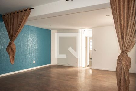 Casa para alugar com 200m², 2 quartos e 2 vagas Casa para alugar com 200m², 2 quartos e 2 vagasGaragem