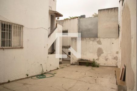 Casa para alugar com 200m², 2 quartos e 2 vagas Casa para alugar com 200m², 2 quartos e 2 vagasQuintal