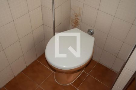 Casa para alugar com 200m², 2 quartos e 2 vagas Casa para alugar com 200m², 2 quartos e 2 vagasBanheiro