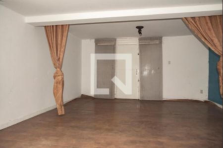 Casa para alugar com 200m², 2 quartos e 2 vagas Casa para alugar com 200m², 2 quartos e 2 vagasGaragem