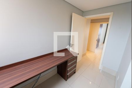 Apartamento para alugar com 235m², 3 quartos e 3 vagasEscritório