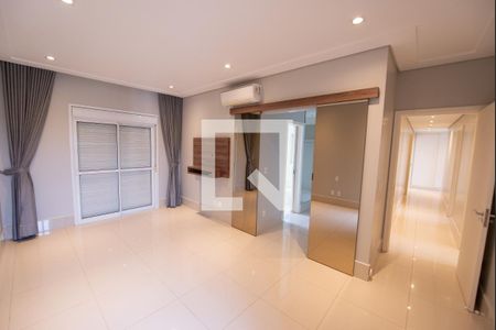 Apartamento para alugar com 235m², 3 quartos e 3 vagasSuíte 3