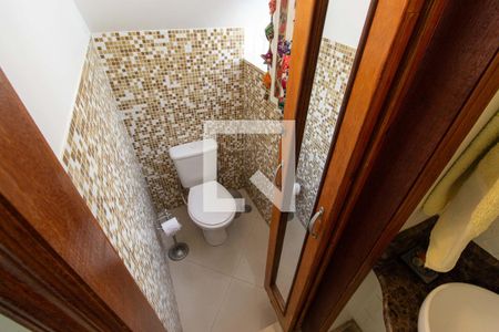 Casa à venda com 201m², 4 quartos e 4 vagasLavabo