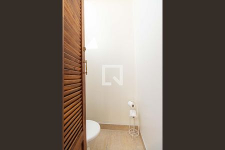 Casa à venda com 201m², 4 quartos e 4 vagasLavabo 2