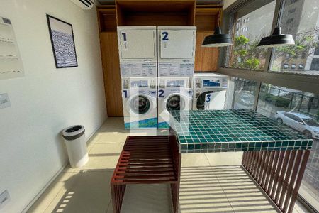 Studio para alugar com 28m², 1 quarto e sem vaga Studio para alugar com 28m², 1 quarto e sem vagaLavanderia