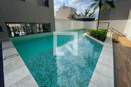 Studio para alugar com 28m², 1 quarto e sem vaga Studio para alugar com 28m², 1 quarto e sem vagaÁrea comum - Piscina