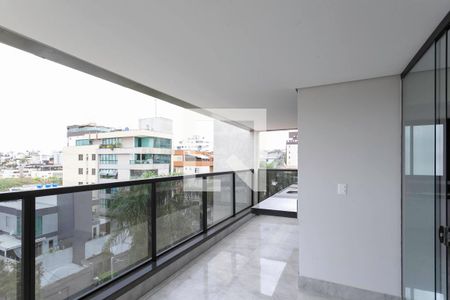Varanda da sala de apartamento à venda com 4 quartos, 161m² em Castelo, Belo Horizonte