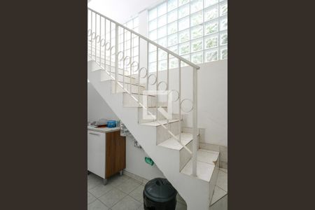 Casa à venda com 144m², 3 quartos e 1 vagaEscada