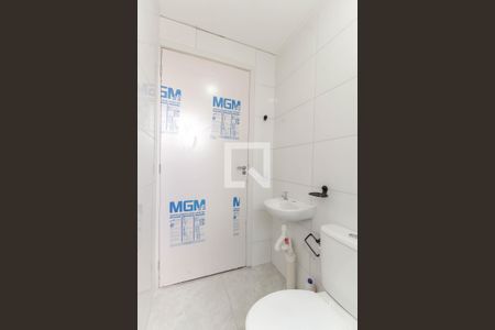 Apartamento para alugar com 42m², 2 quartos e sem vagaBanheiro