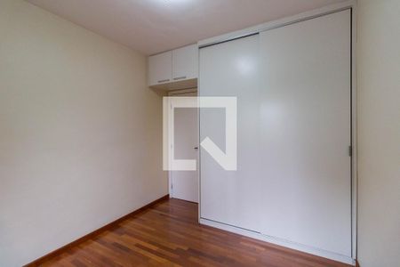Apartamento à venda com 130m², 3 quartos e 3 vagasquarto 2