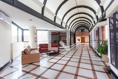 Apartamento à venda com 125m², 2 quartos e 1 vaga Apartamento à venda com 125m², 2 quartos e 1 vagaHall de entrada