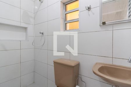Casa de condomínio para alugar com 81m², 3 quartos e sem vaga Casa de condomínio para alugar com 81m², 3 quartos e sem vagaBanheiro