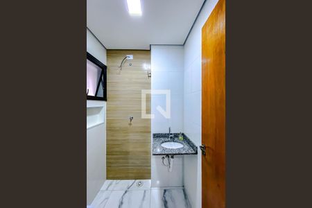 Banheiro de apartamento à venda com 1 quarto, 31m² em Vila Invernada, São Paulo