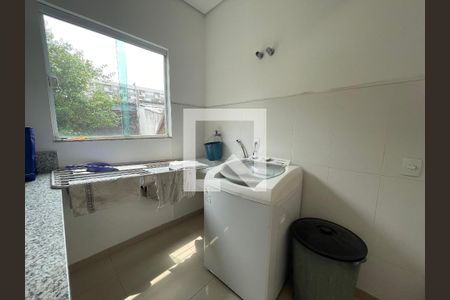 Studio para alugar com 20m², 1 quarto e sem vaga Studio para alugar com 20m², 1 quarto e sem vagaÁrea de Serviço