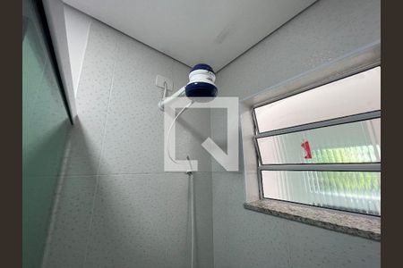 Banheiro kitnet de kitnet/studio para alugar com 1 quarto, 20m² em Vila Butantã, São Paulo