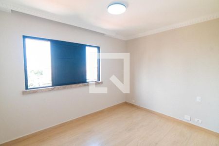 Apartamento à venda com 180m², 3 quartos e 3 vagasQuarto 2