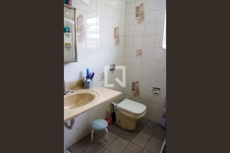 Casa à venda com 500m², 4 quartos e 2 vagasBanheiro