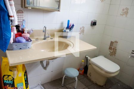 Casa à venda com 500m², 4 quartos e 2 vagasBanheiro