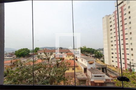 Apartamento para alugar com 60m², 2 quartos e 1 vagaÁrea de serviço / Sacada