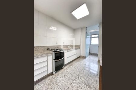 Apartamento à venda com 85m², 3 quartos e 3 vagasCozinha