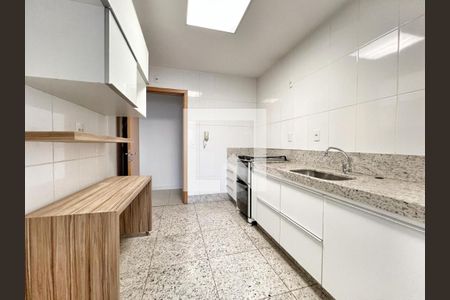 Apartamento à venda com 85m², 3 quartos e 3 vagasCozinha