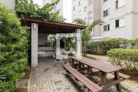 Apartamento à venda com 44m², 2 quartos e sem vaga Apartamento à venda com 44m², 2 quartos e sem vagaÁrea comum - Churrasqueira