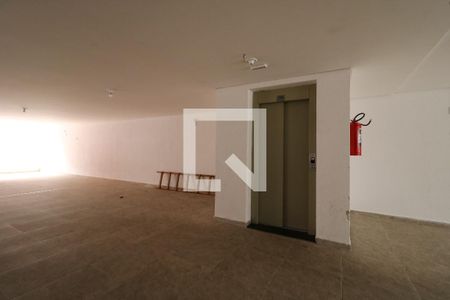 Apartamento à venda com 100m², 2 quartos e 1 vagaElevador