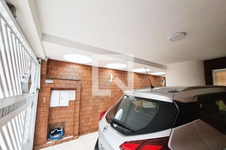 Casa à venda com 160m², 3 quartos e 2 vagas Casa à venda com 160m², 3 quartos e 2 vagasGaragem