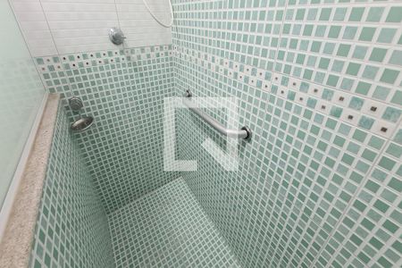 Casa à venda com 160m², 3 quartos e 2 vagas Casa à venda com 160m², 3 quartos e 2 vagasBanheiro