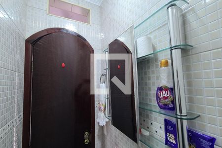 Casa à venda com 160m², 3 quartos e 2 vagas Casa à venda com 160m², 3 quartos e 2 vagasLavabo