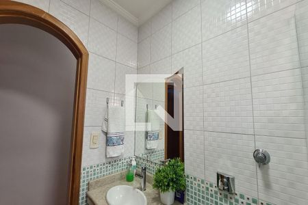 Casa à venda com 160m², 3 quartos e 2 vagas Casa à venda com 160m², 3 quartos e 2 vagasBanheiro