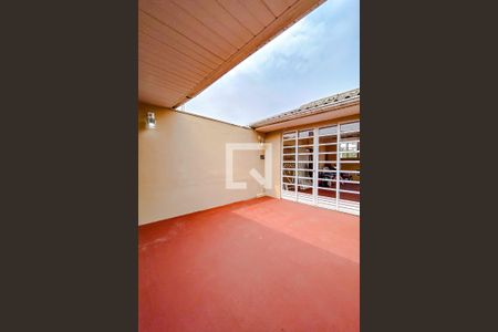 Casa à venda com 180m², 3 quartos e 1 vagaÁrea externa