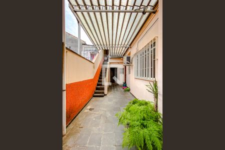 Casa à venda com 180m², 3 quartos e 1 vagaÁrea externa