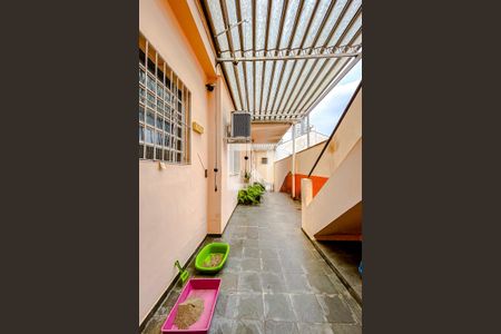 Casa à venda com 180m², 3 quartos e 1 vagaÁrea externa