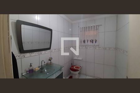 Casa à venda com 141m², 4 quartos e 2 vagas Casa à venda com 141m², 4 quartos e 2 vagasBanheiro Social 2