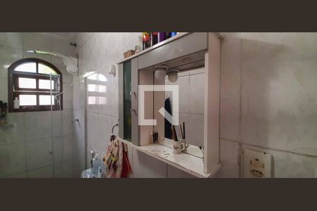 Casa à venda com 141m², 4 quartos e 2 vagas Casa à venda com 141m², 4 quartos e 2 vagasBanheiro da Suíte 1