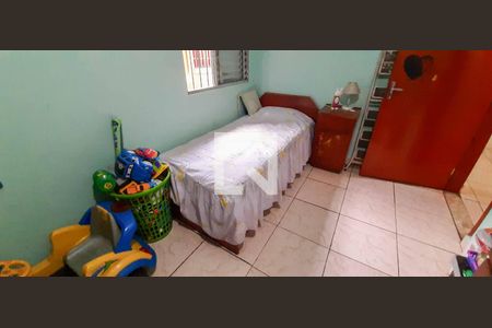 Casa à venda com 141m², 4 quartos e 2 vagas Casa à venda com 141m², 4 quartos e 2 vagasQuarto 2