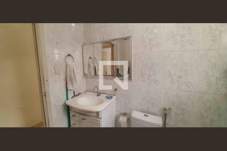 Casa à venda com 141m², 4 quartos e 2 vagas Casa à venda com 141m², 4 quartos e 2 vagasBanheiro Social 1