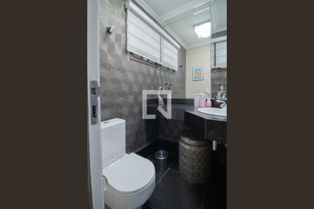 Apartamento à venda com 222m², 4 quartos e 4 vagasLavabo