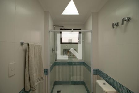 Apartamento à venda com 222m², 4 quartos e 4 vagasBanheiro da Suíte 1