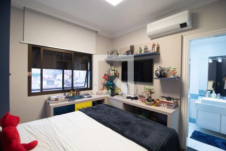 Apartamento à venda com 222m², 4 quartos e 4 vagasSuite 1