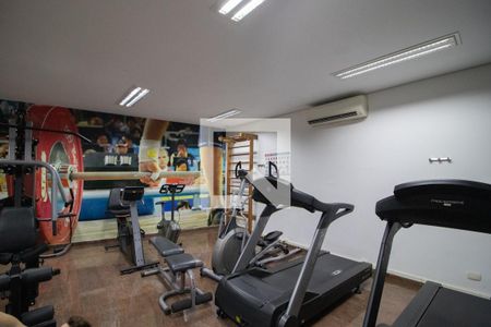 Apartamento à venda com 222m², 4 quartos e 4 vagasÁrea comum - Academia