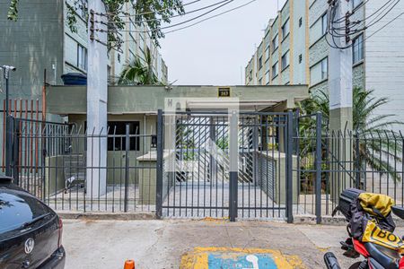 Apartamento para alugar com 71m², 2 quartos e sem vaga Apartamento para alugar com 71m², 2 quartos e sem vagaFachada