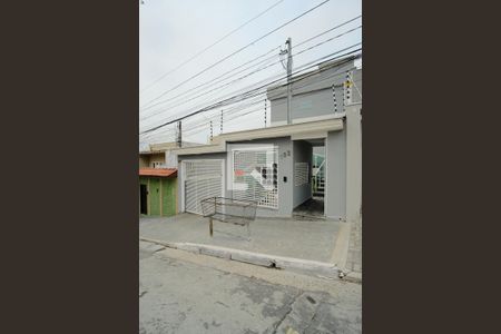 Casa de condomínio para alugar com 60m², 2 quartos e 1 vagaFachada