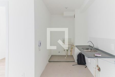 Sala / Cozinha / Lavanderia de apartamento para alugar com 2 quartos, 37m² em Vila Gomes, São Paulo