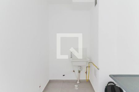 Sala / Cozinha / Lavanderia de apartamento para alugar com 2 quartos, 37m² em Vila Gomes, São Paulo