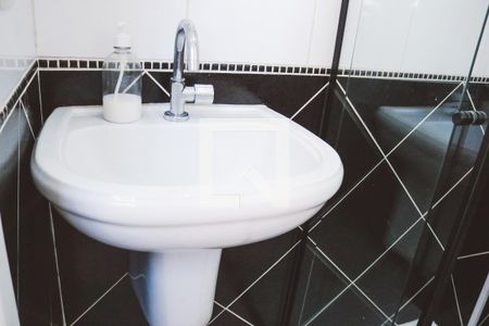 Casa à venda com 105m², 2 quartos e 1 vagaBanheiro