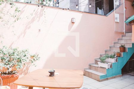 Casa à venda com 105m², 2 quartos e 1 vagaChurrasqueira