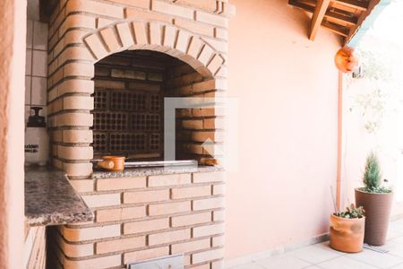 Casa à venda com 105m², 2 quartos e 1 vagaChurrasqueira